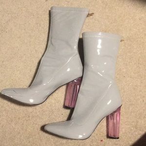 Heel boots